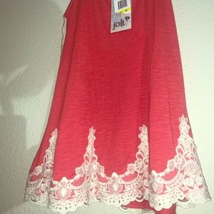 Jolt lace tank